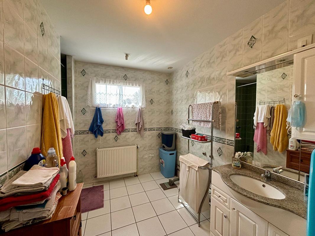 SAINT-ELOI Maison sur sous-sol Saint Eloi de 110 m2 - 3 chambres - 4024m² de terrain 10