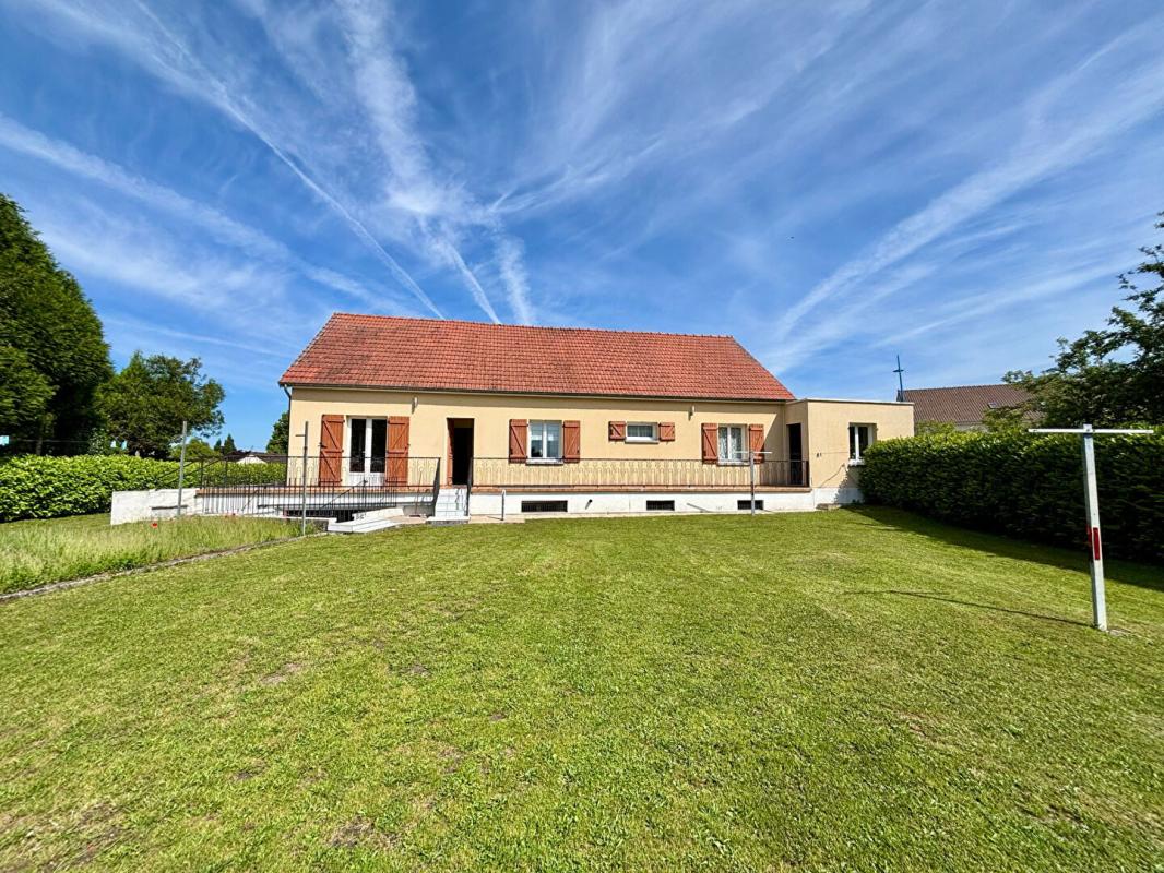 SAINT-ELOI Maison sur sous-sol Saint Eloi de 110 m2 - 3 chambres - 4024m² de terrain 2