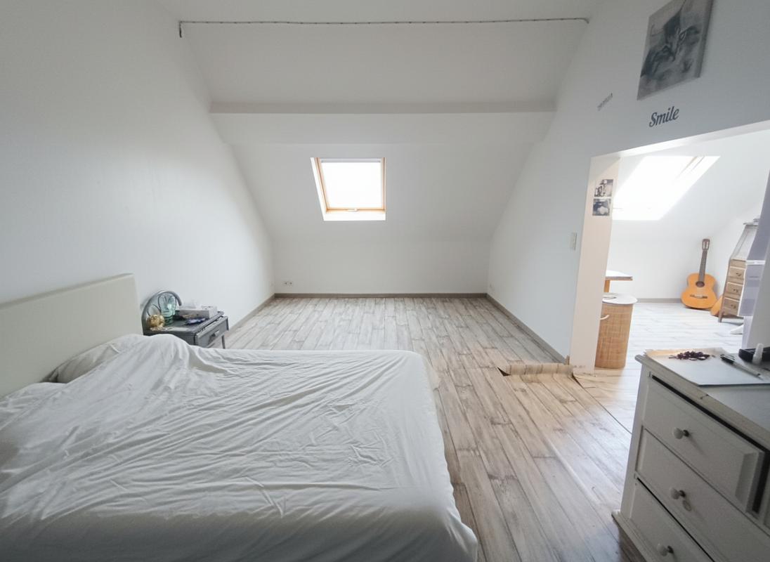 CHAMPVERT CHAMPVERT - LONGERE 110 M2 10