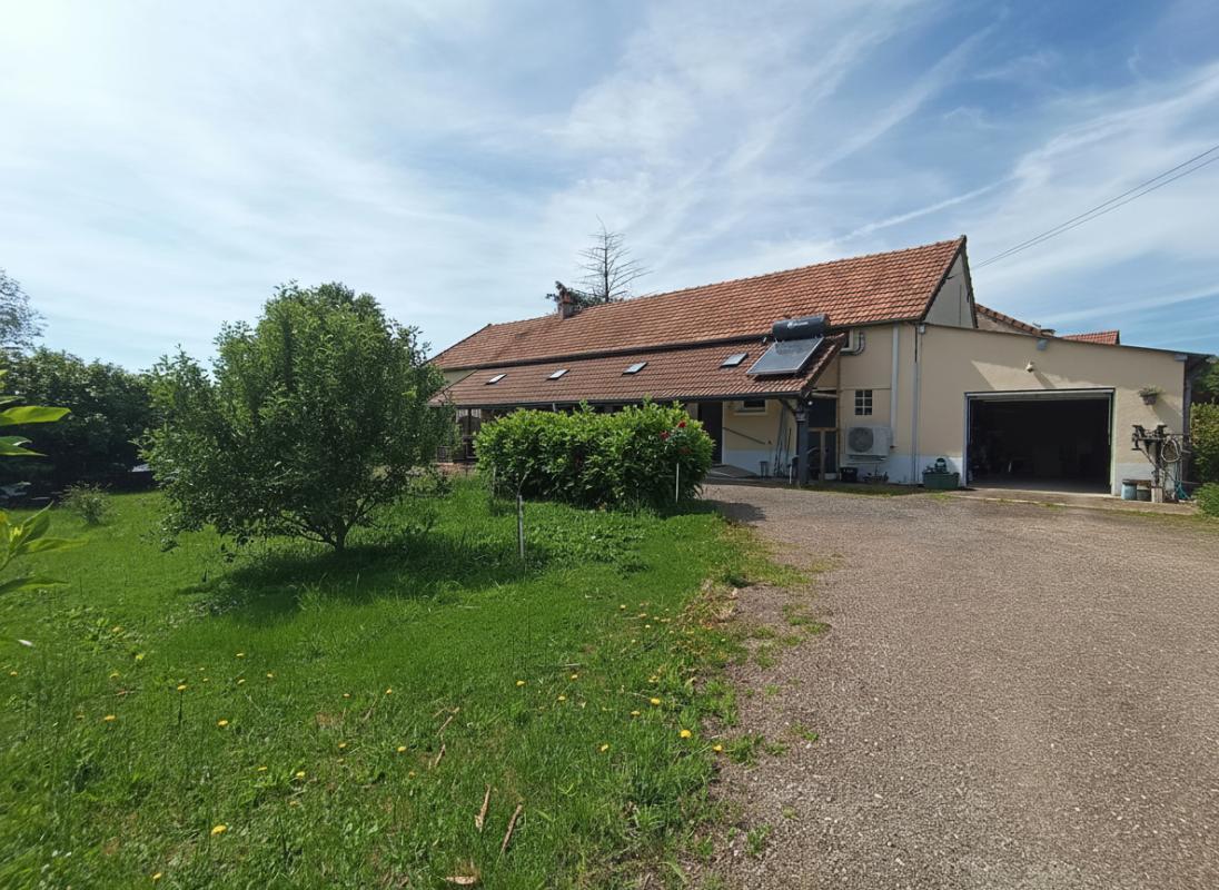 CHAMPVERT CHAMPVERT - LONGERE 110 M2 3