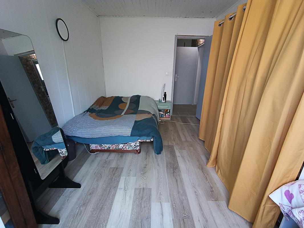 CHAMPVERT CHAMPVERT - LONGERE 110 M2 8