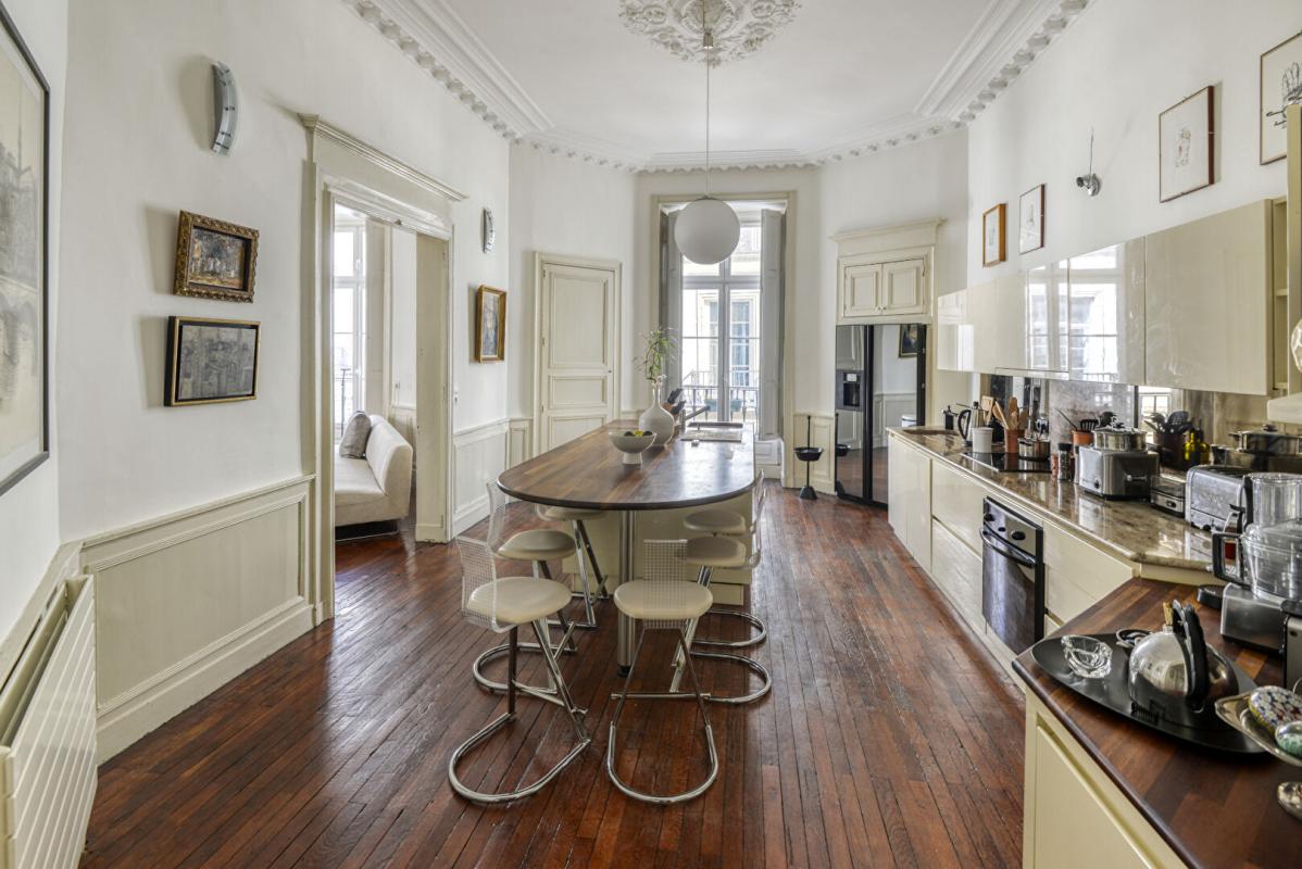 NANTES Appartement Nantes 5 pièce(s) 154.86 m2 3