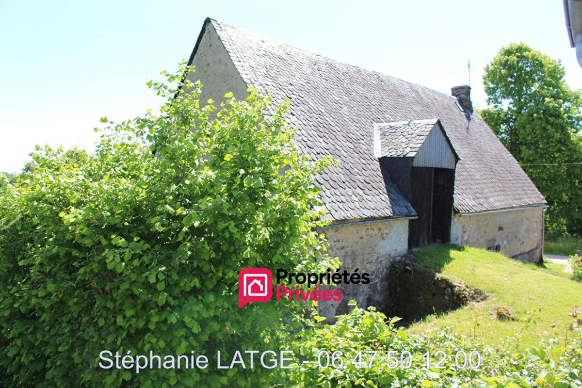 LARODDE Propriété d'une Maison de 42 m2 et Grange à finir de rénover 14