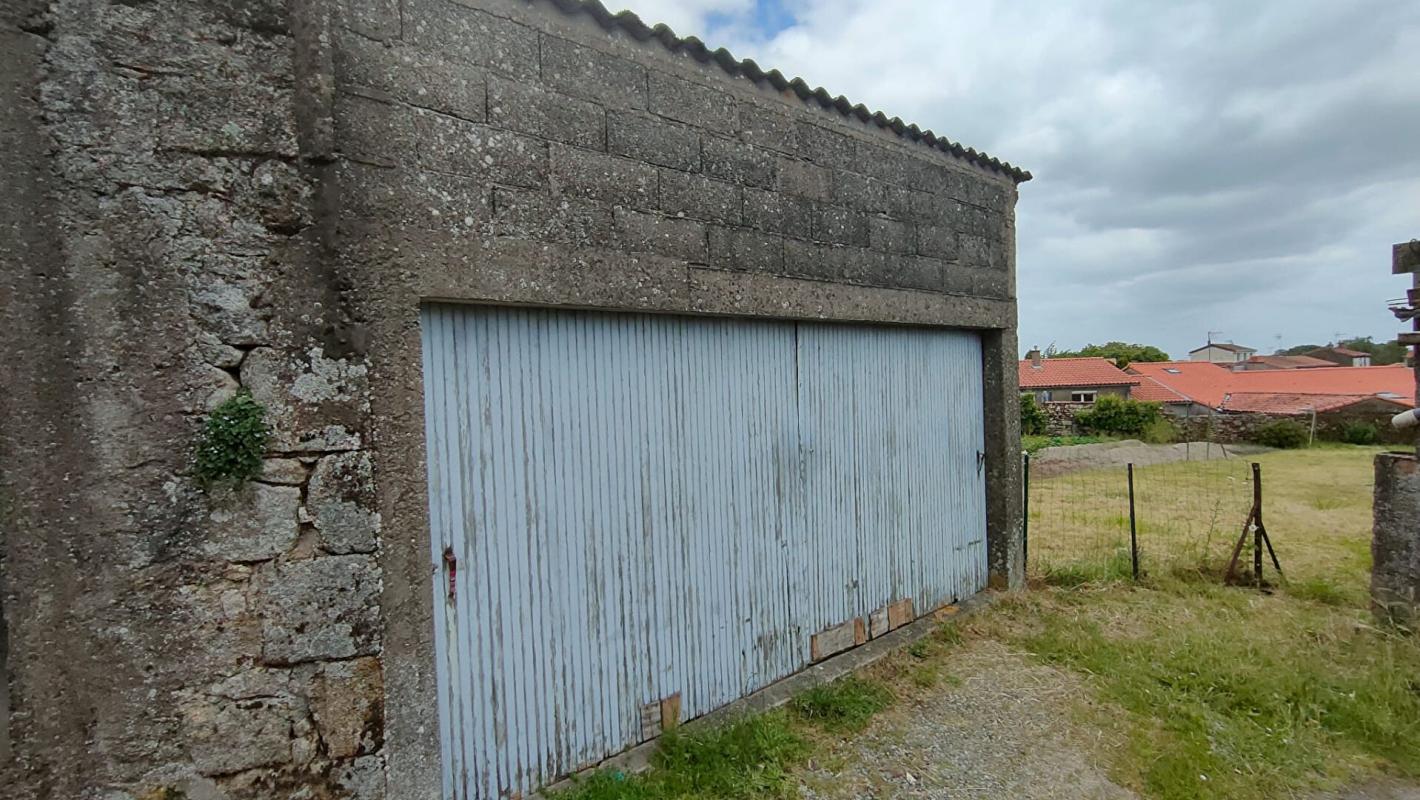 SAINT-MALO-DU-BOIS Maison Saint Malo du Bois 5 pièces 135 m2 7