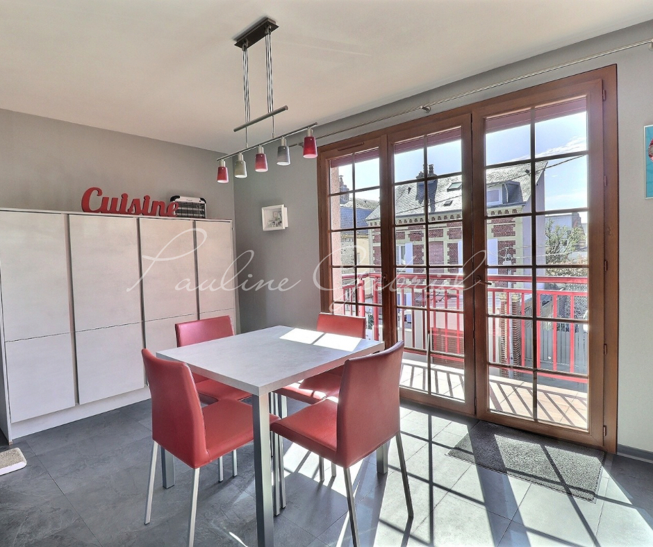 LE HAVRE Appartement Duplex, grand séjour et cuisine indépendante, 3 chambres, garage, buanderie 5