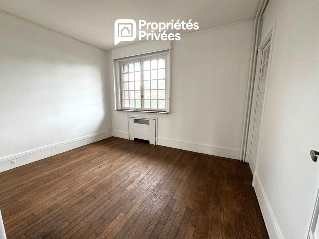 LA GARENNE-COLOMBES Maison de 235 m² - 5 chambres - Souvenir Français 12