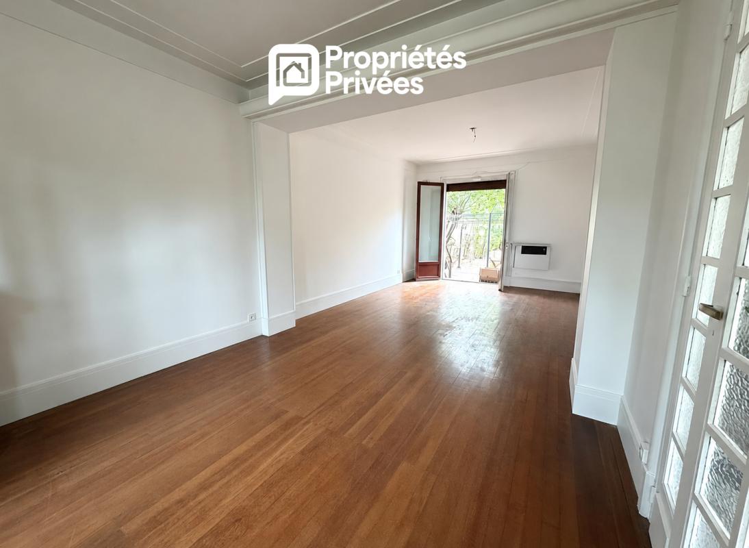 LA GARENNE-COLOMBES Maison de 235 m² - 5 chambres - Souvenir Français 5