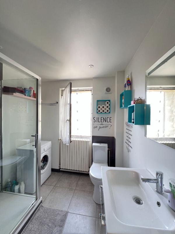 AUBIAT Corps de ferme avec grange et jardin clos ? 165 m² ? Aubiat ? Fort potentiel 12