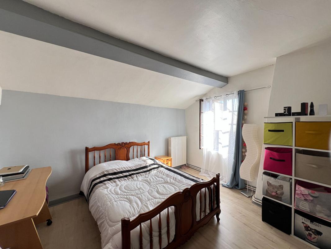 AUBIAT Corps de ferme avec grange et jardin clos ? 165 m² ? Aubiat ? Fort potentiel 14