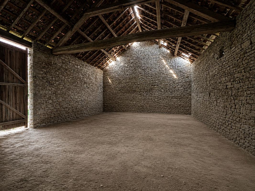 AUBIAT Corps de ferme avec grange et jardin clos ? 165 m² ? Aubiat ? Fort potentiel 15