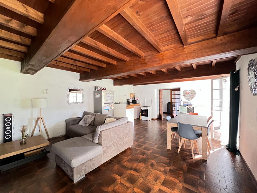 AUBIAT Corps de ferme avec grange et jardin clos ? 165 m² ? Aubiat ? Fort potentiel 7