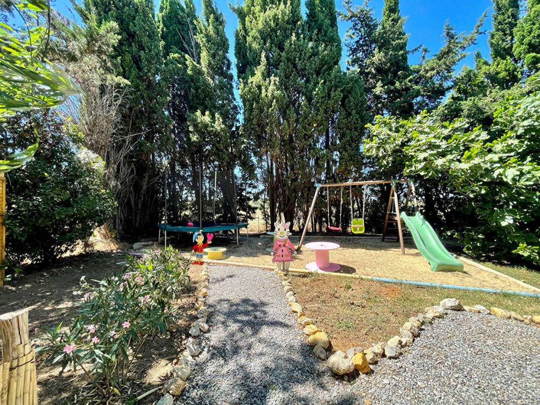 SERVIAN Propriété avec gîtes et écuries - Servian - 592 000 euros 12