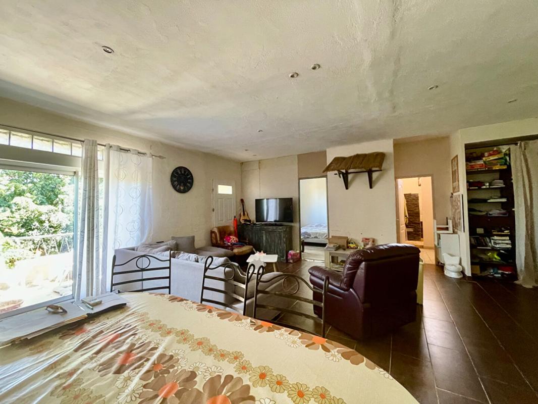 SERVIAN Propriété avec gîtes et écuries - Servian - 592 000 euros 14