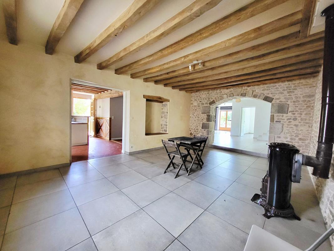 AUDEVILLE Maison en pierre 6 pièces, jardin et piscine ! 6
