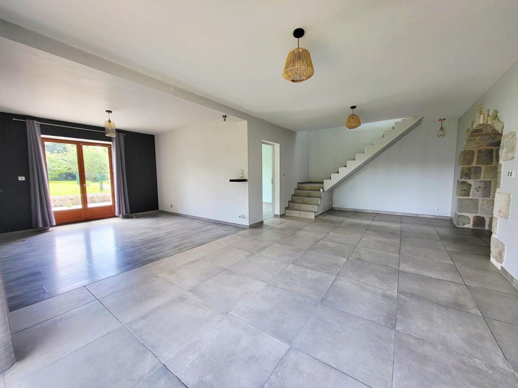 AUDEVILLE Maison en pierre 6 pièces, jardin et piscine ! 8