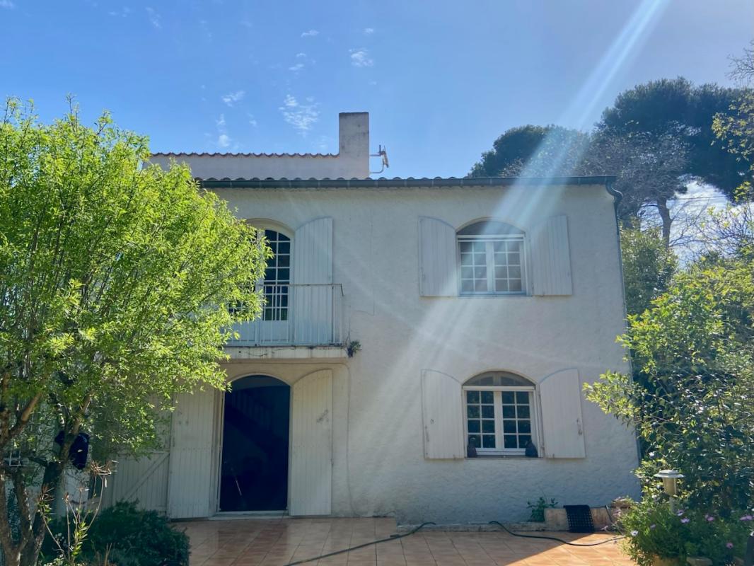 SETE Rare au Mont Saint-Clair : maison divisible, 216 m², jardin et piscine 2