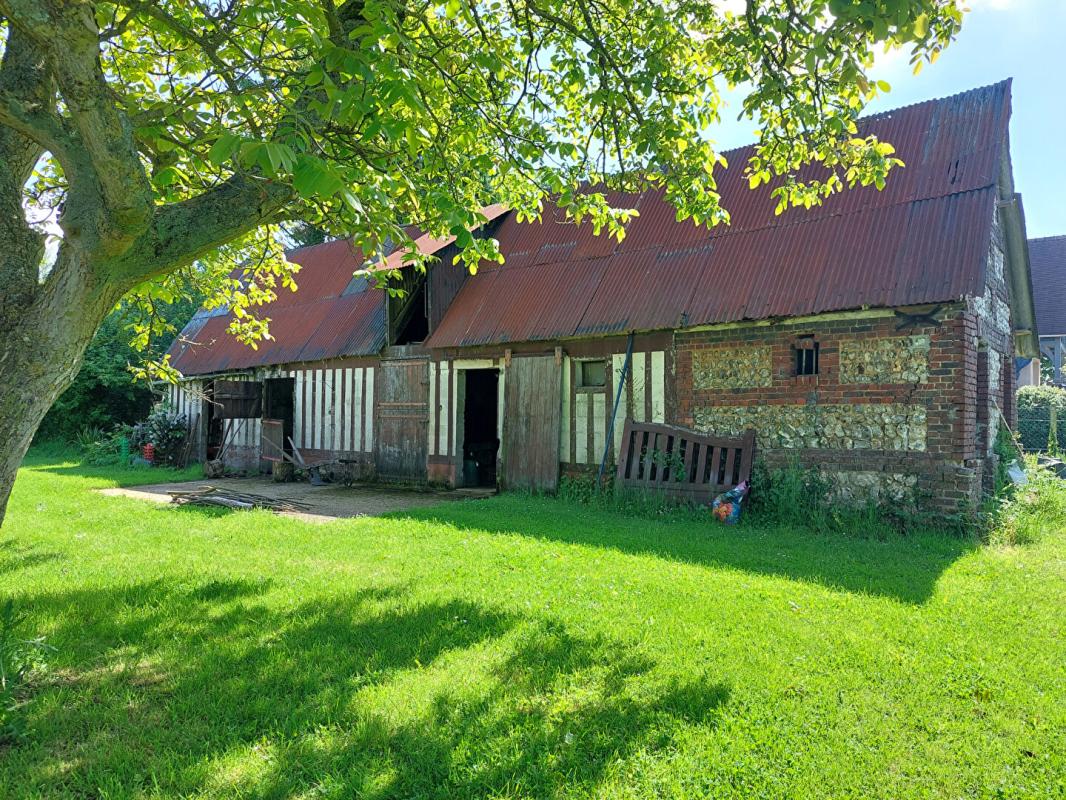 LA FRENAYE Ancien corps de ferme avec dépendances 1.3 Hectare 3