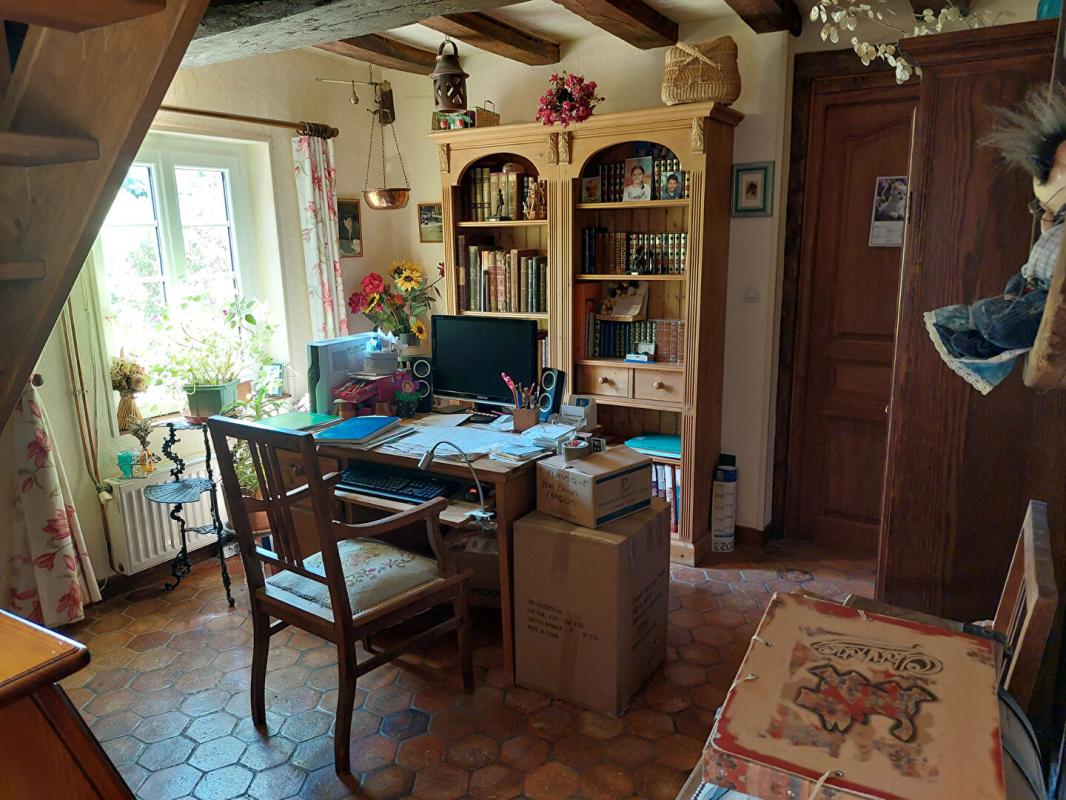 LA FRENAYE Ancien corps de ferme avec dépendances 1.3 Hectare 7