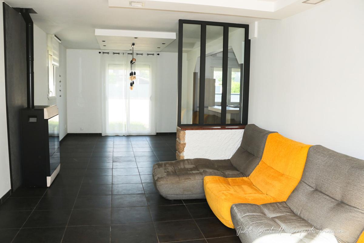 PLOUMAGOAR Maison contemporaine Ploumagoar 133m2 6