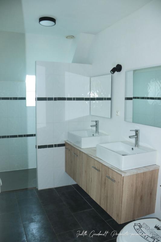 PLOUMAGOAR Maison contemporaine Ploumagoar 133m2 7