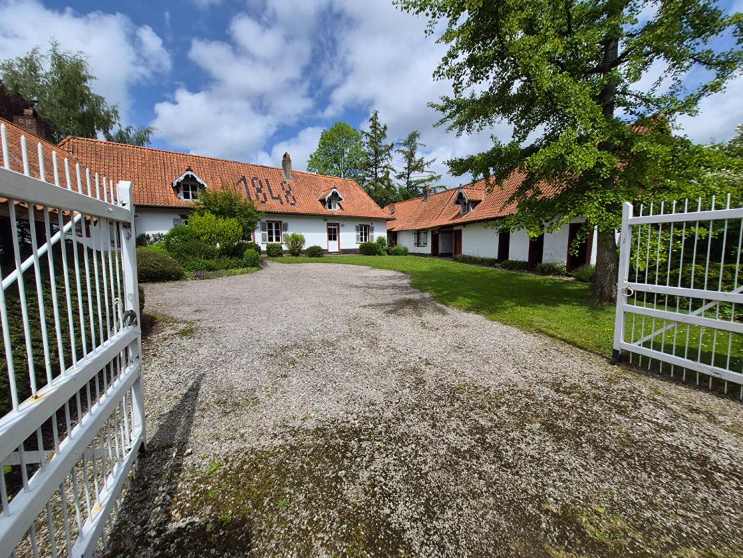FRESSIN Maison d'exception à Fressin 12 pièce(s) 218 m² 10