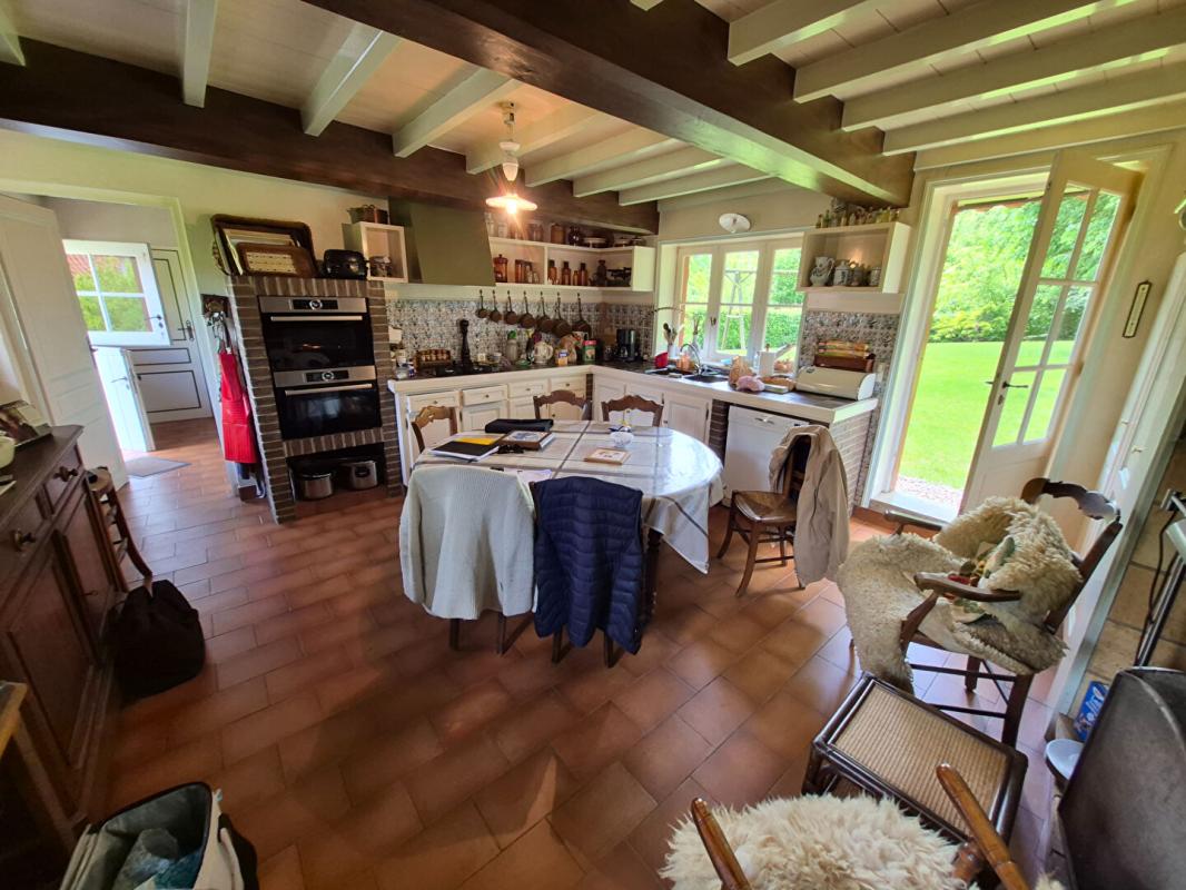 FRESSIN Maison d'exception à Fressin 12 pièce(s) 218 m² 6