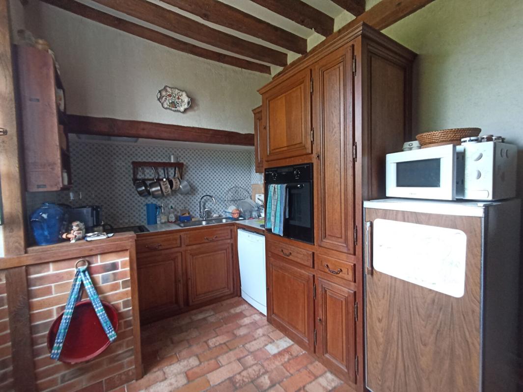 SAINT-NICOLAS-DES-BOIS Maison Saint Nicolas Des Bois 9 pièce(s) 223.50 m2 4