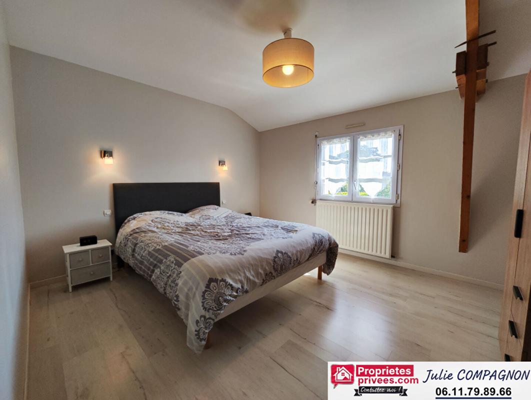 LE MARILLAIS Maison familiale de 145 m² env. avec 4 chambres, garage et grand jardin 11