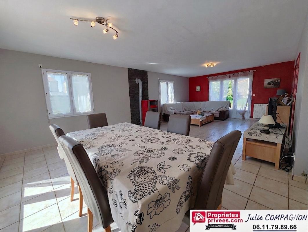 LE MARILLAIS Maison familiale de 145 m² env. avec 4 chambres, garage et grand jardin 4