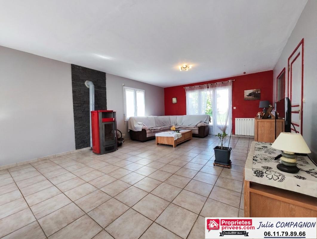 LE MARILLAIS Maison familiale de 145 m² env. avec 4 chambres, garage et grand jardin 6