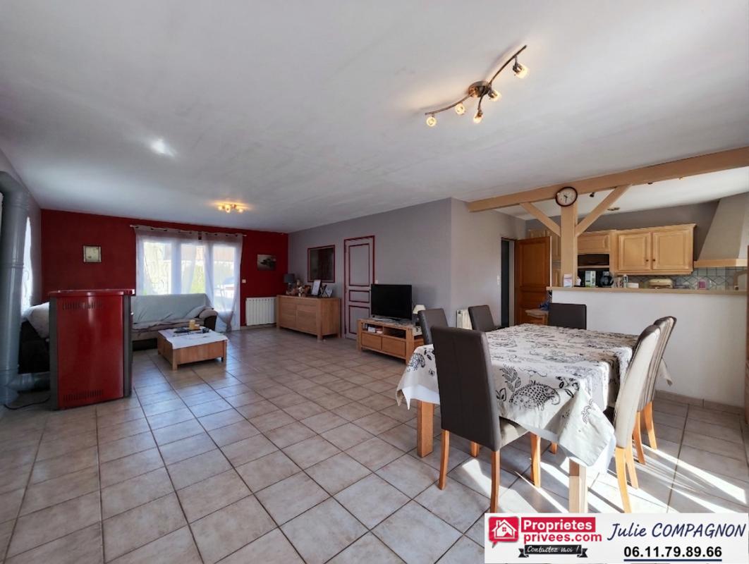 LE MARILLAIS Maison familiale de 145 m² env. avec 4 chambres, garage et grand jardin 7
