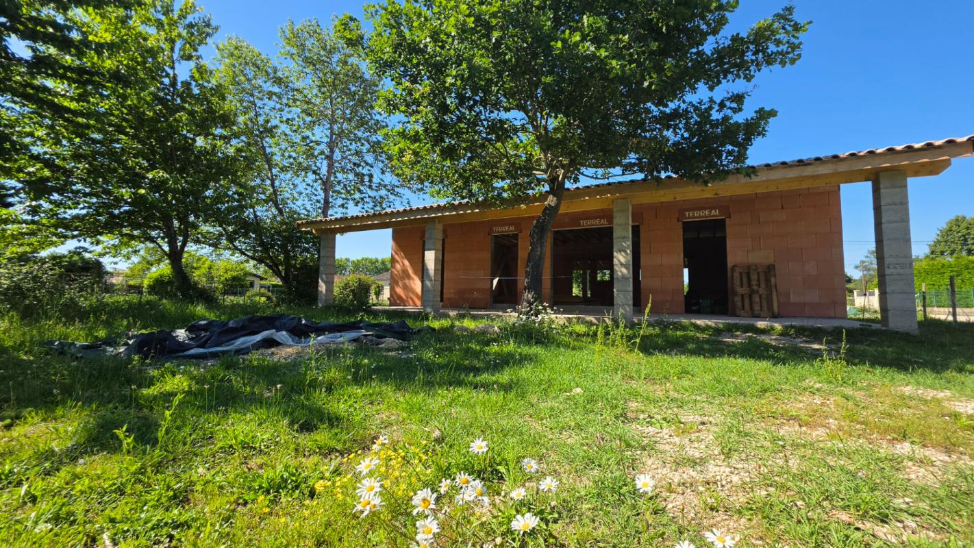 MOULIN-NEUF Maison à finir 110 m² parcelle 8120m² 2