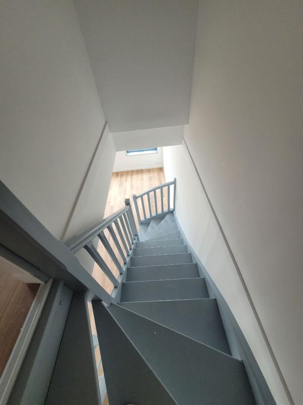 LILLE Rue nationale à Lille T4 en duplex 3