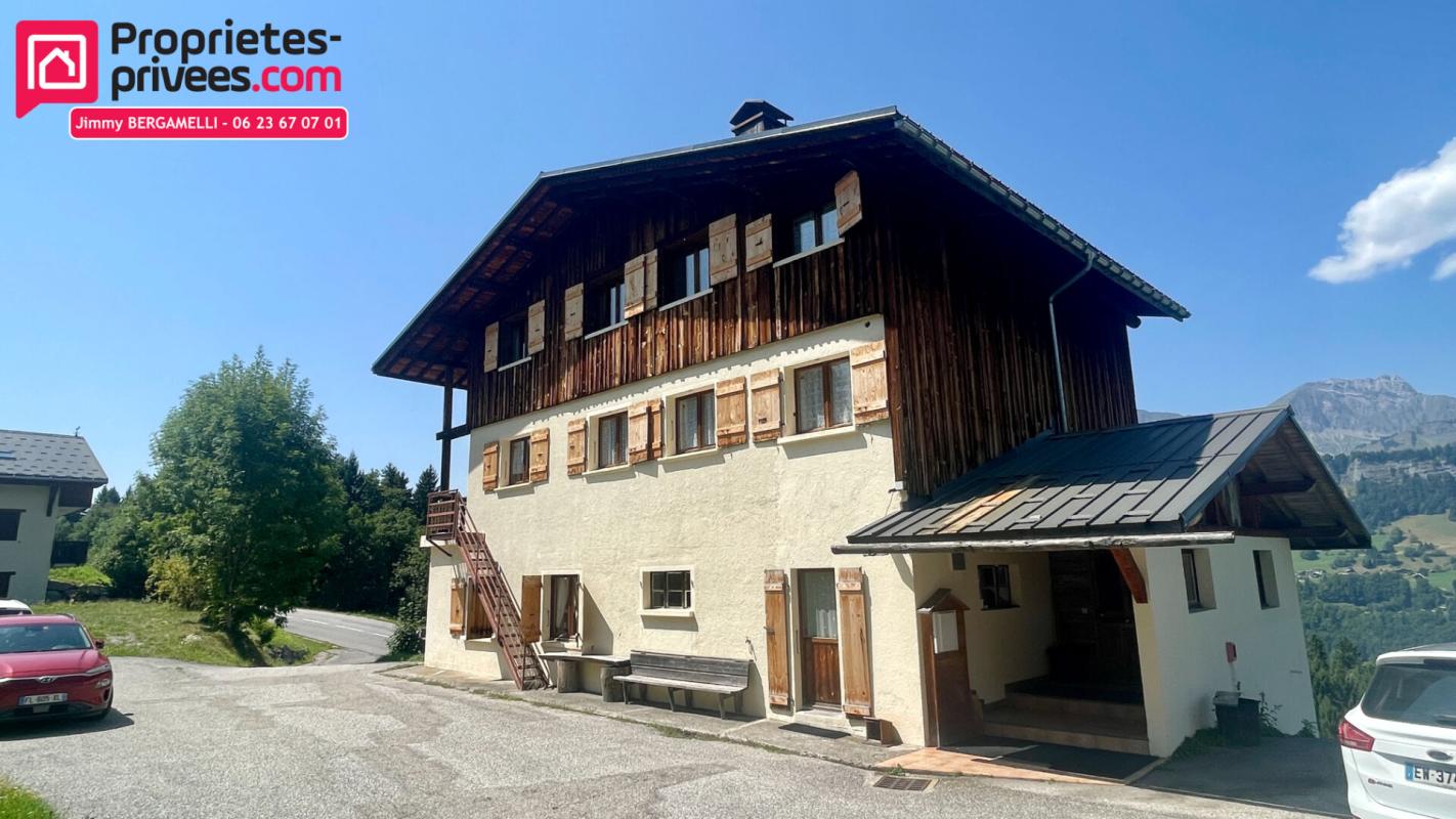 CREST-VOLAND Maison de 307 m² exploitée en gîte Crest-Voland (73590) 890 000 FAI 1