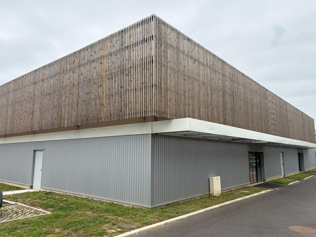 MARMANDE EMPLACEMENT N°1 AXE BORDEAUX-TOULOUSE : Emplacement stratégique premium à Marmande 1