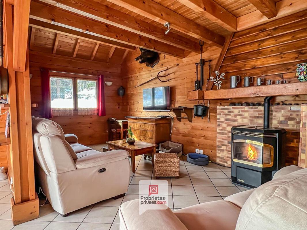SAINT-HILAIRE Plateau des Petites Roches (38660) - Chalet T6 en madriers + studio + carport + jardin 7