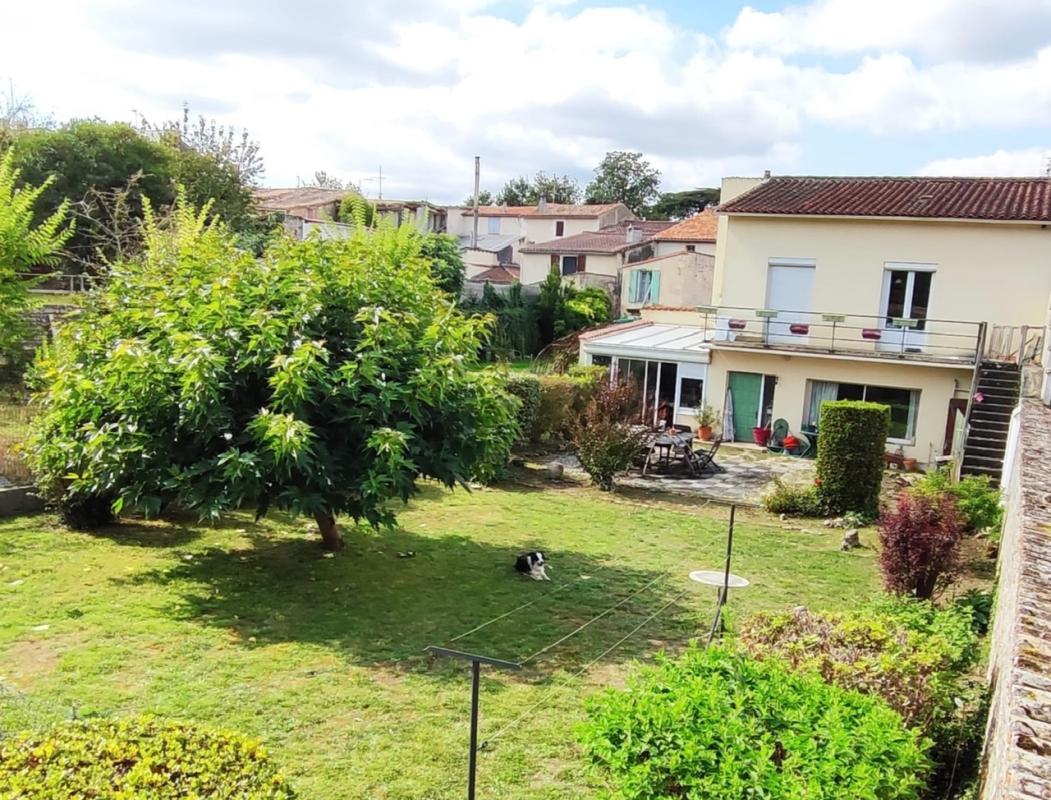 SAINT-MAIXENT-L'ECOLE Maison Saint Maixent L Ecole 4 pièce(s) 116 m2 12