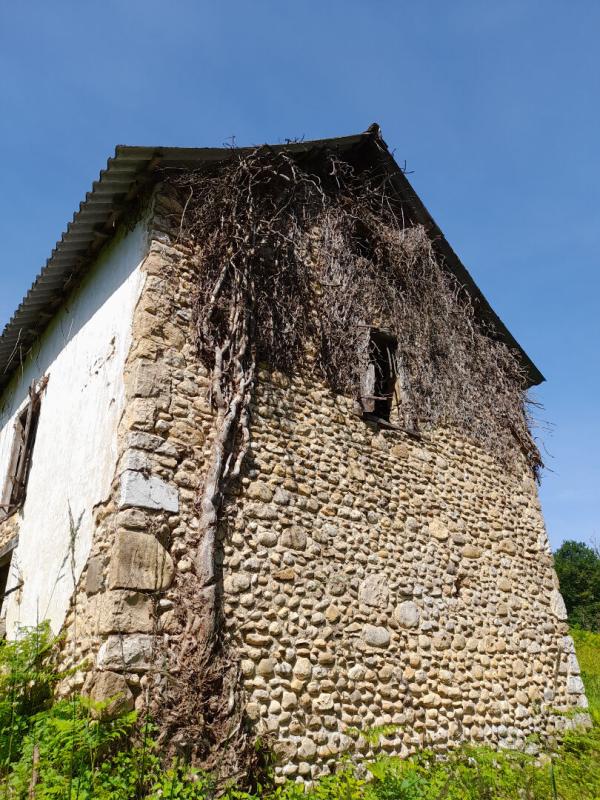 GAN Propriété à rénover avec grand terrain et panorama sur les Pyrénées 6