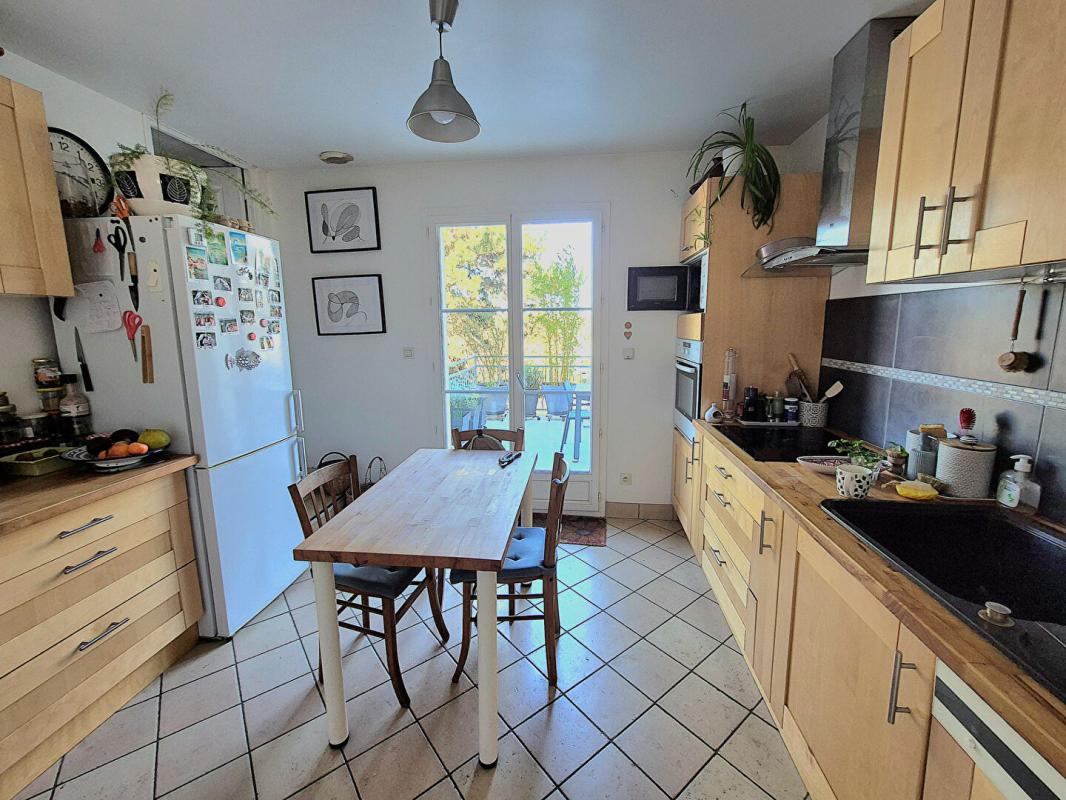 VAUREAL Maison Vaureal village 6 pièce(s) 126 m2 3