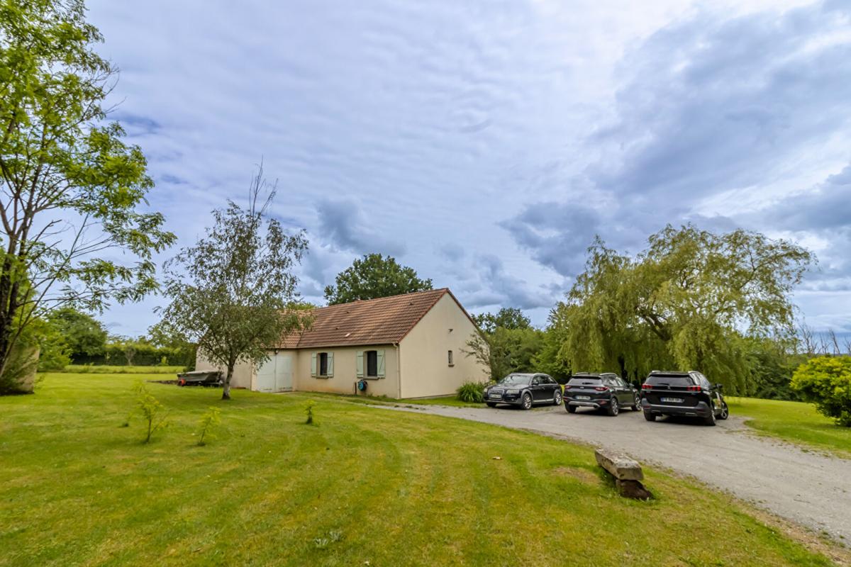GRACAY Maison Gracay 5 pièce(s) 102 m2 16