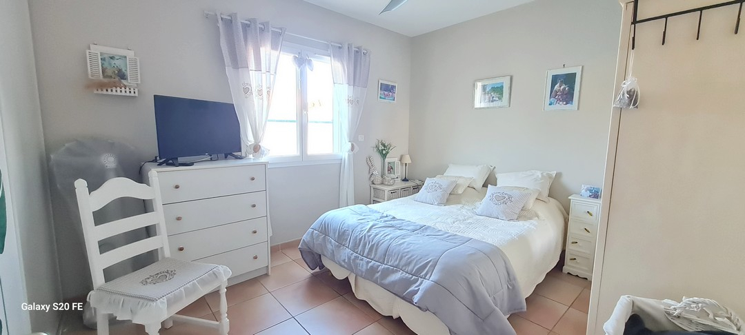 SAINT-GENIES-DE-FONTEDIT Splendide villa de 140m² avec double garages/piscine/ vue dégagée sur 1161m² de terrain 11