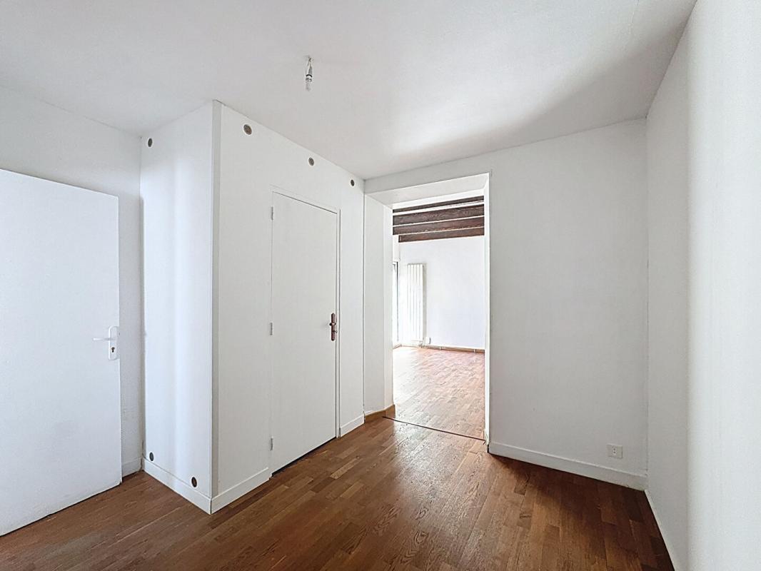 CHAMPLAN Maison familiale 6 chambres ? Volumes exceptionnels, DPE C et garage XXL de 40 m2 10