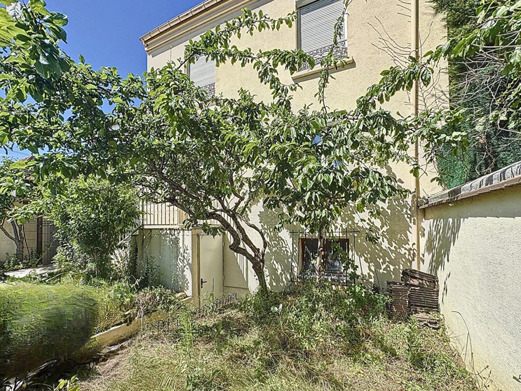 CHAMPLAN Maison familiale 6 chambres ? Volumes exceptionnels, DPE C et garage XXL de 40 m2 2