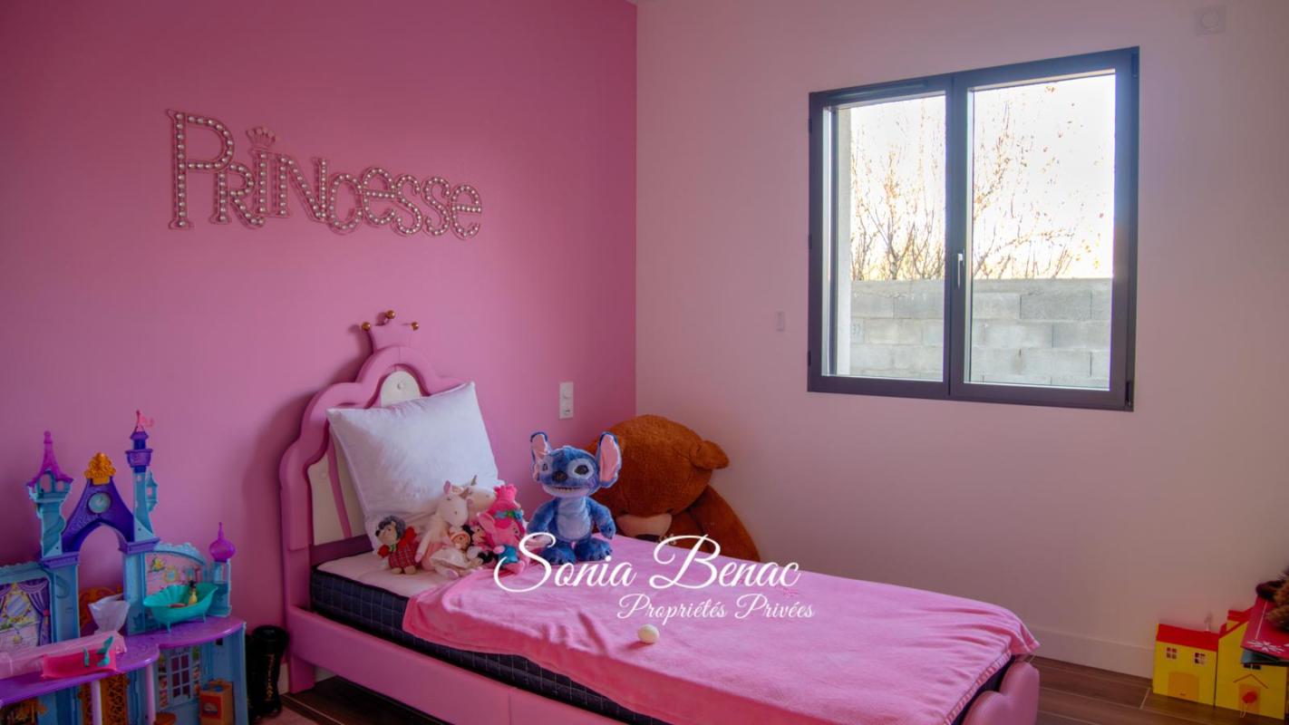 CARBONNE VILLA COMTEMPORAINE DE PLAIN PIED - T5 - PISCINE - POOL HOUSE - DOUBLE GARAGE - CARBONNE 17