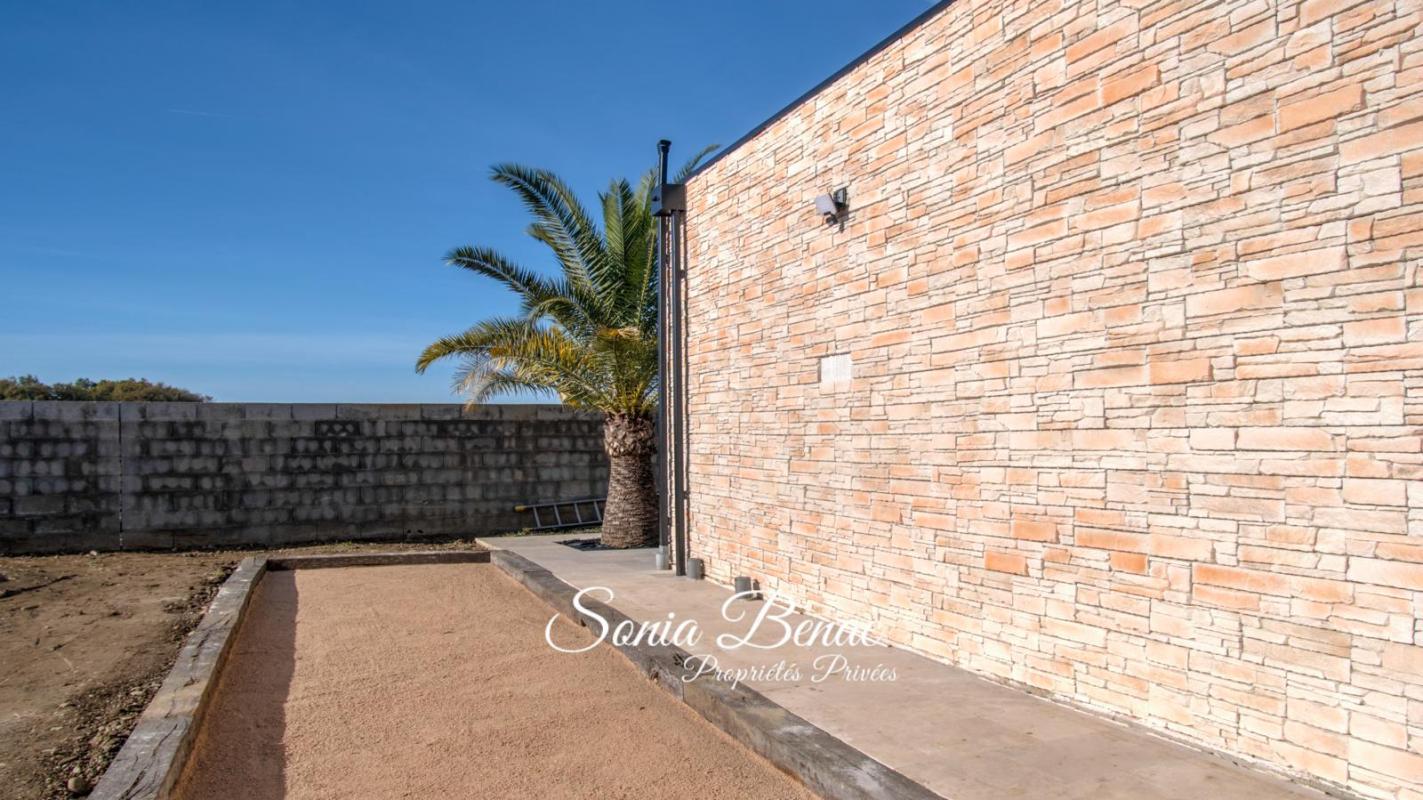 CARBONNE VILLA COMTEMPORAINE DE PLAIN PIED - T5 - PISCINE - POOL HOUSE - DOUBLE GARAGE - CARBONNE 7