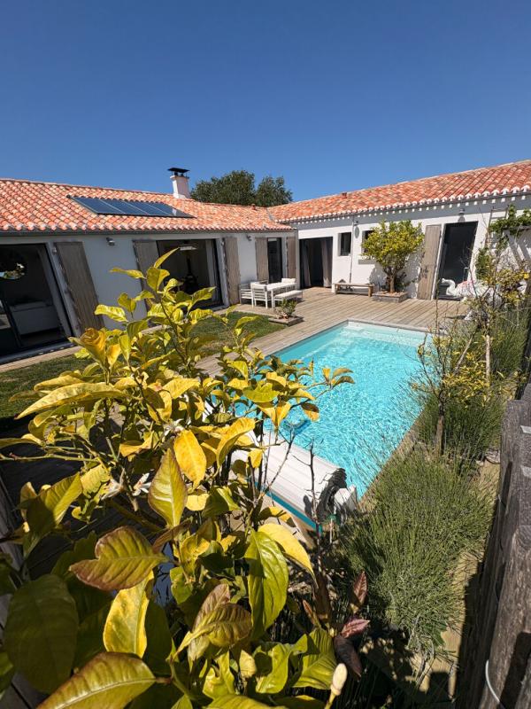 L'ILE-D'YEU MAISON FAMILIALE SOIGNEE PORT JOINVILLE 1