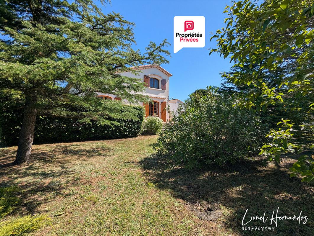 SAINT-PRIVAT-DES-VIEUX Maison de caractère de plain-pied - 130 m² - Terrain plat de 2411 m² - Saint-Privat-des-Vieux (Mazac) 1