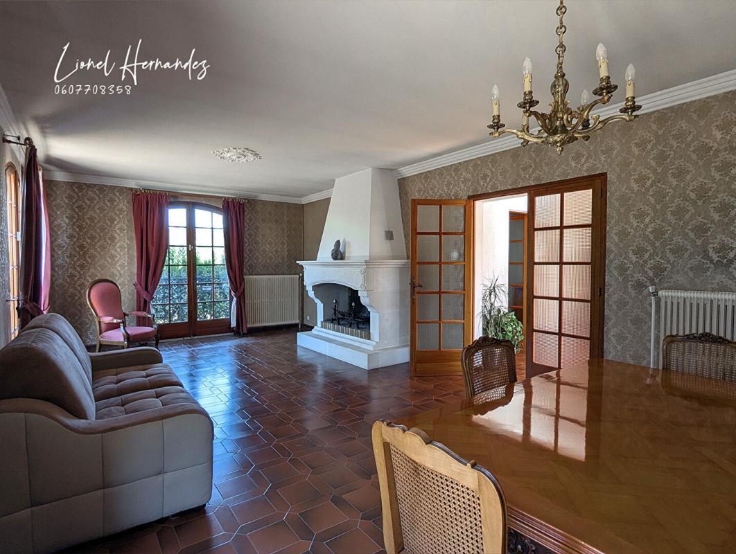 SAINT-PRIVAT-DES-VIEUX Maison de caractère de plain-pied - 130 m² - Terrain plat de 2411 m² - Saint-Privat-des-Vieux (Mazac) 10