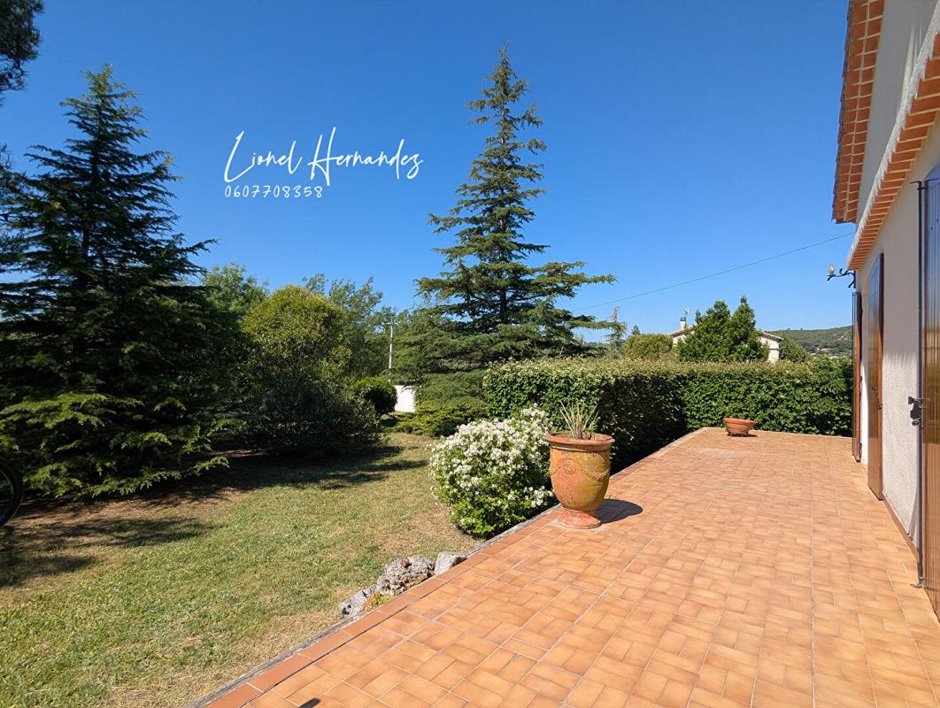 SAINT-PRIVAT-DES-VIEUX Maison de caractère de plain-pied - 130 m² - Terrain plat de 2411 m² - Saint-Privat-des-Vieux (Mazac) 5