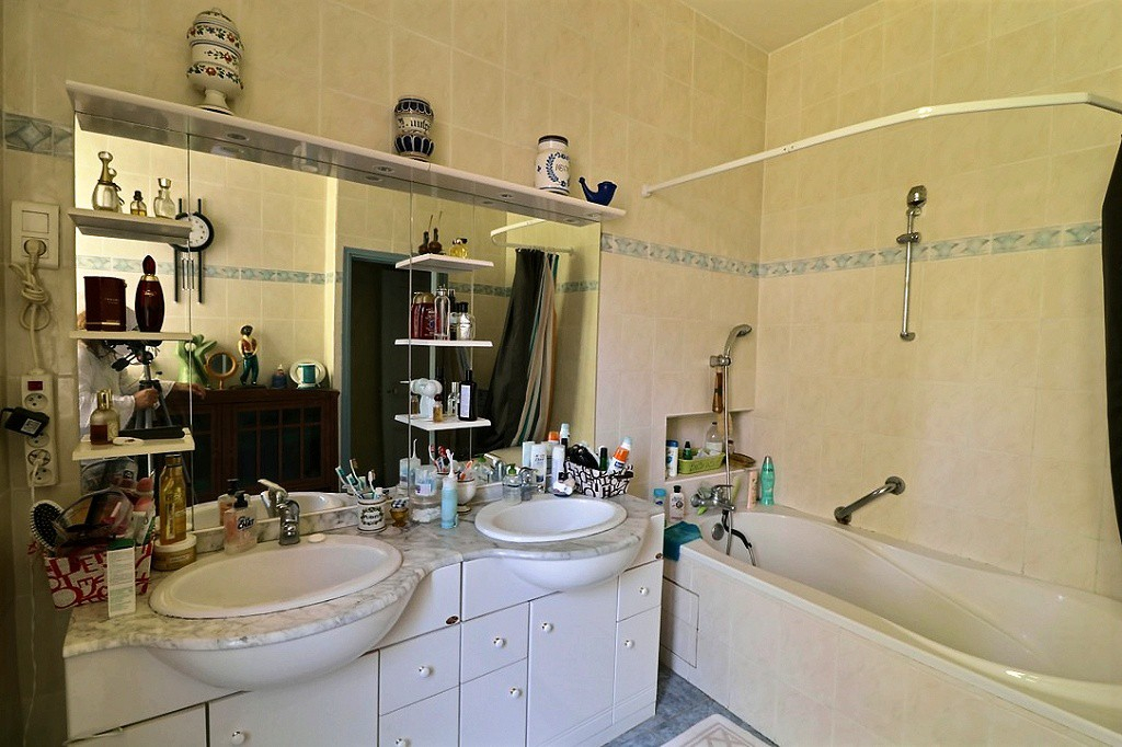 CHANCELADE Maison cossue Chancelade 9 pièce(s) 250 m2/ profession libérale possible 14